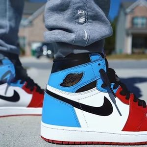 Meet your Posher, Kayel